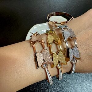 Gold Finish Stainless Steel Rust Free Bracelet for Women and Girls.